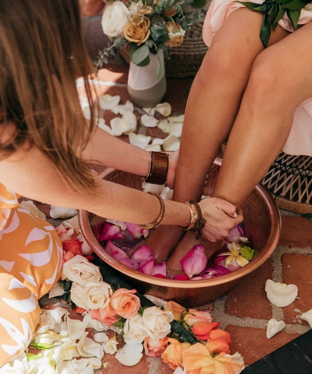 escalda pes com sal grosso ou sais de epsom qual melhor