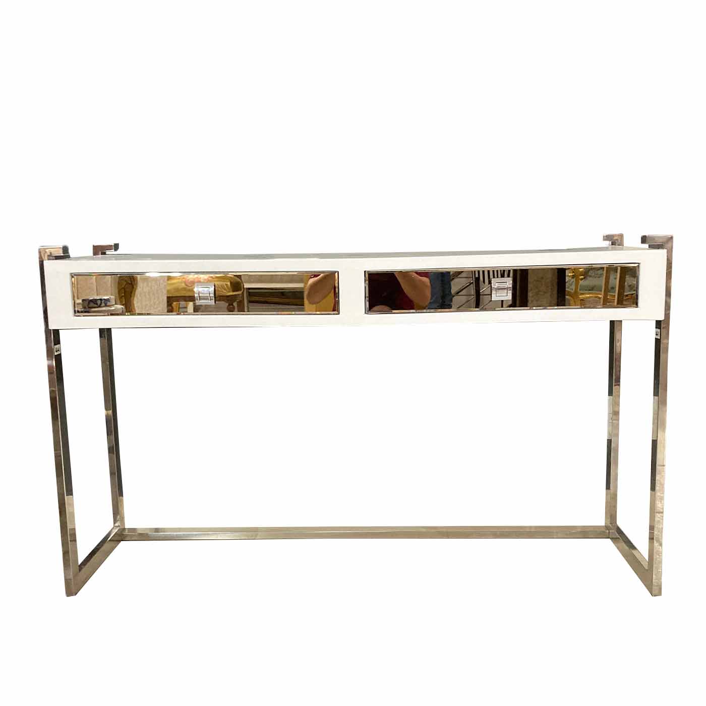 5 Ideias Criativas para Decorar seu Hall de Entrada com Aparador Espelhado