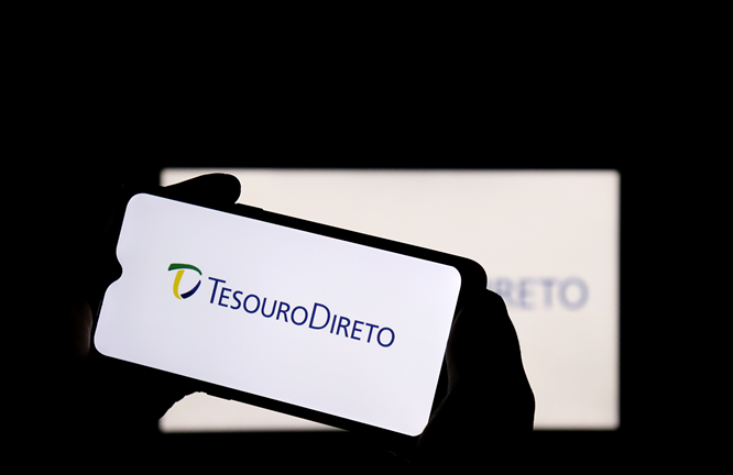 Tesouro IPCA+ vs. Tesouro RendA+: Qual Escolher para o Seu Futuro?