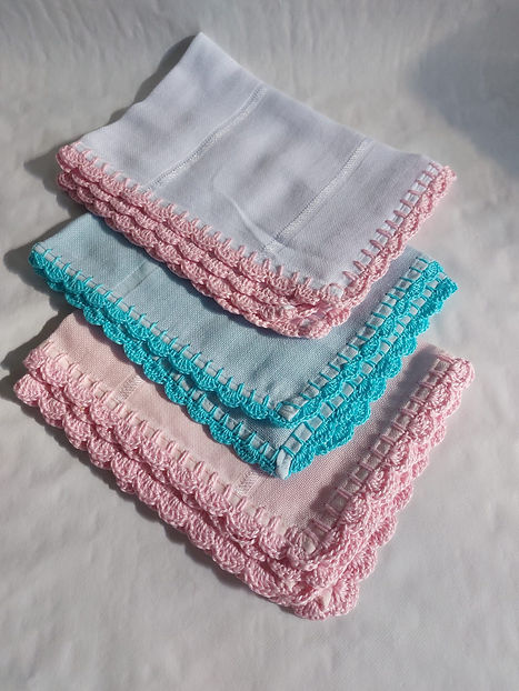 10 Ideias Criativas de Barradinhos de Crochê para Fraldas