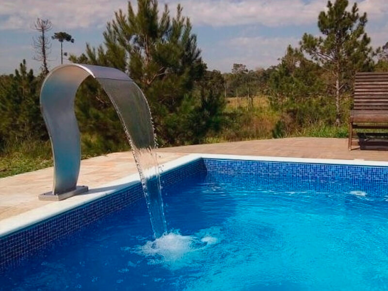 erros comuns ao instalar cascata de piscina