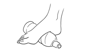 piores erros ao massagear fáscia plantar com garrafa