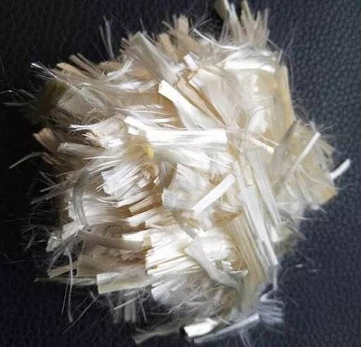 Entenda a Química por Trás da Resistência da Fibra de Carbono