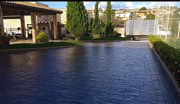 Modelos e Texturas de Concreto Estampado para Ambientes Modernos