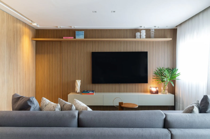 Guia Completo: Como Escolher o Rack Suspenso Ideal para Sua Sala Pequena