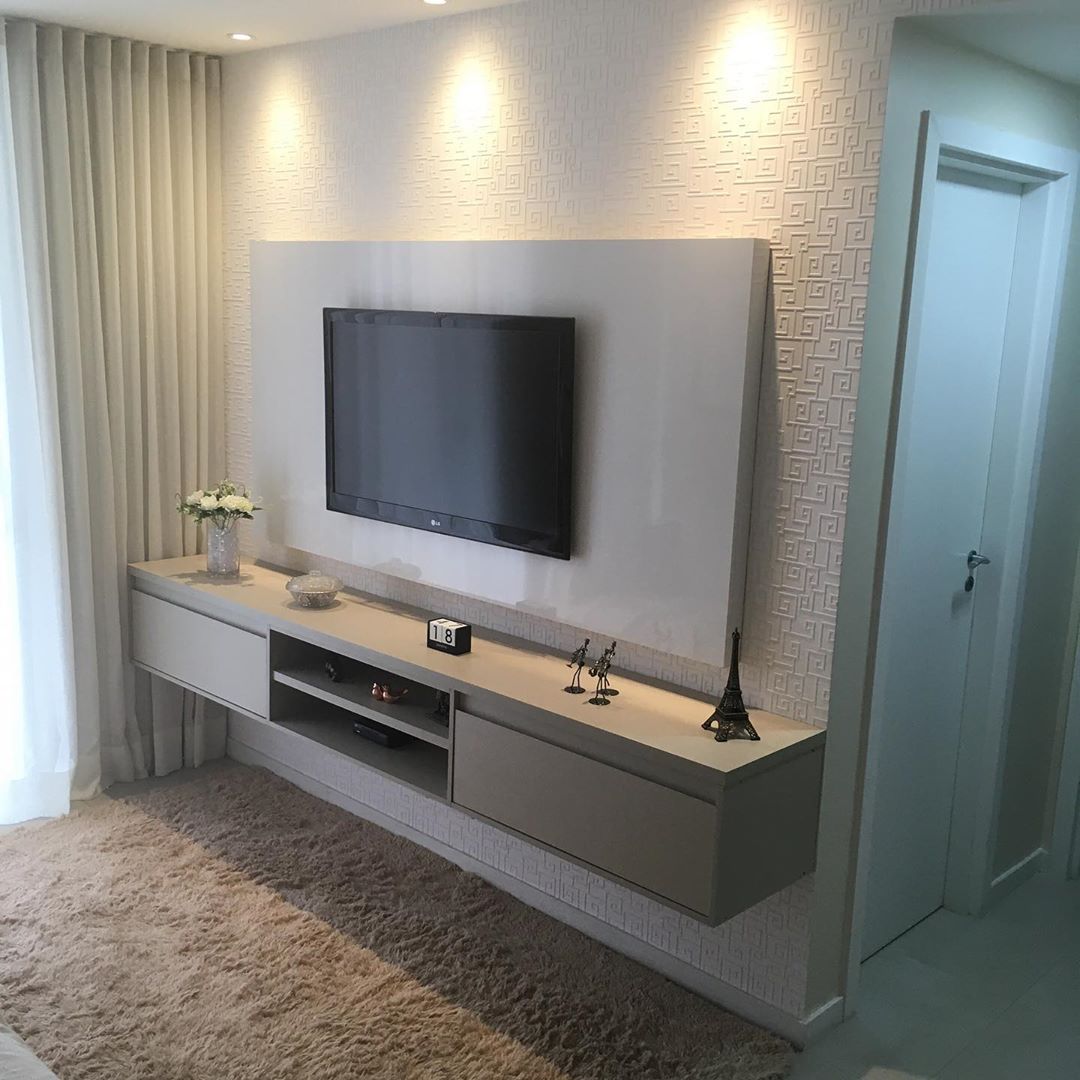 Decoração de Rack Suspenso: Objetos Essenciais e Dicas de Estilo para um Ambiente Acolhedor