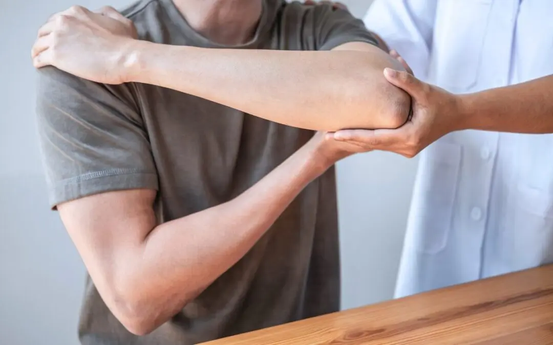 fisioterapia no cotovelo