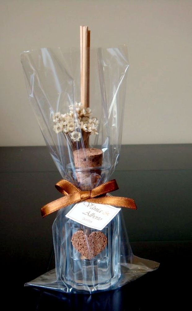 Como escolher lembrancinhas de casamento personalizadas