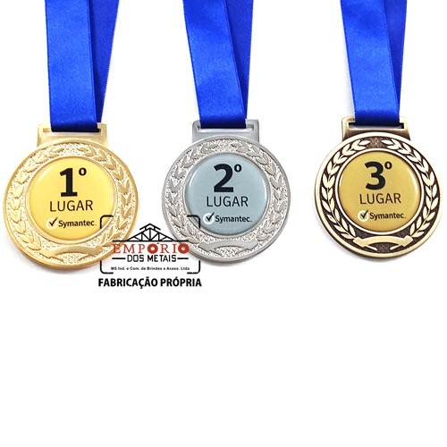 5 ideias de títulos:
1. Como Escolher o Material Ideal para sua Medalha Personalizada
2. Guia Completo: Personalização de Medalhas para Eventos
3. Medalhas de Acrílico vs. Metal vs. MDF: Qual a Melhor Opção?
4. Onde Encontrar Fornecedores Confiáveis de Medalhas Personalizadas
5. Tendências em Design de Medalhas Personalizadas para 2024