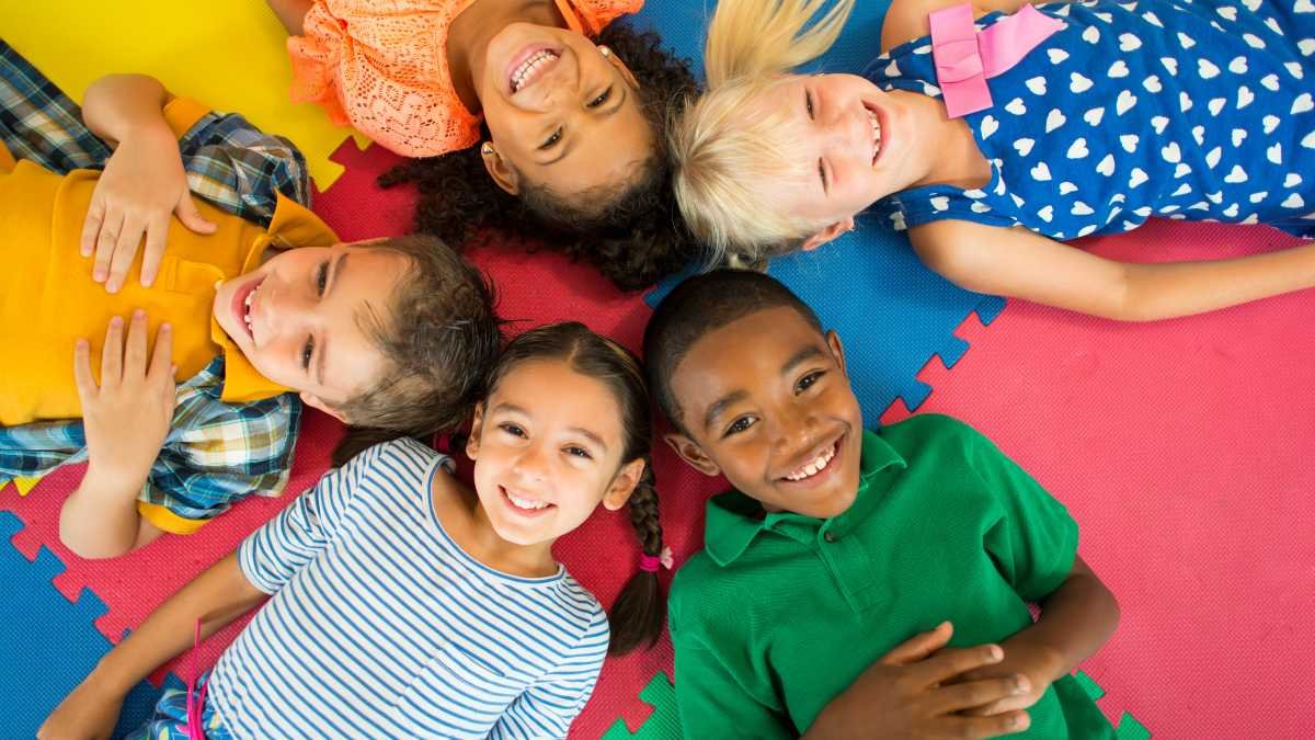 nome que começa com a letra u