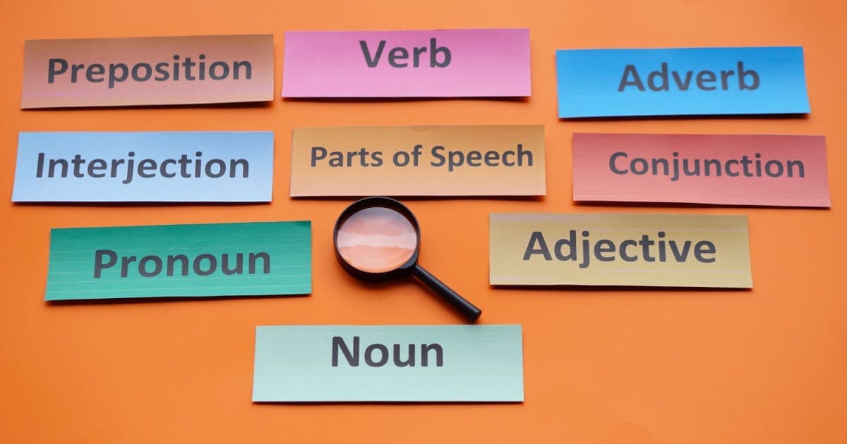 Adjetivos essenciais com E para descrever em inglês