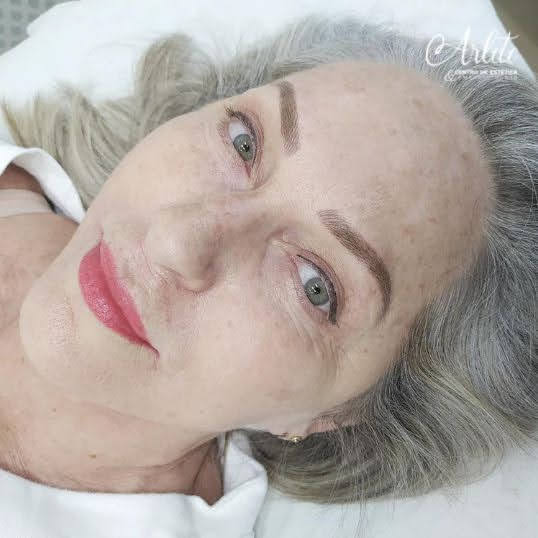 Guia Completo de Cuidados Pós-Micropigmentação