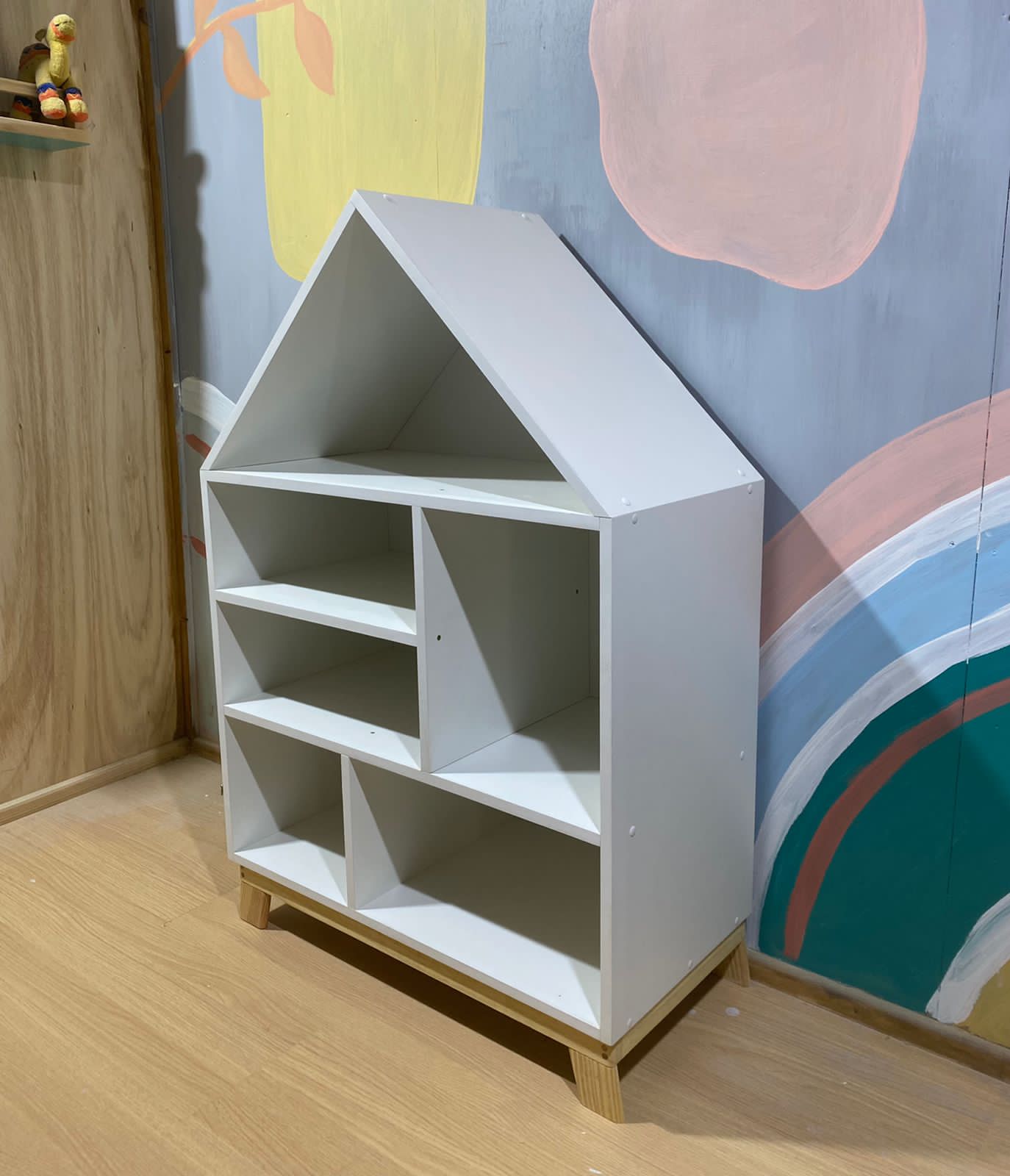 prateleira para brinquedos
