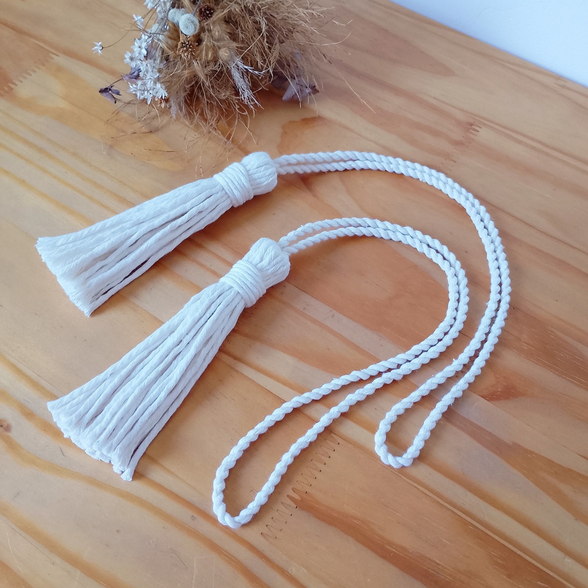 Guia Completo: Como Escolher o Prendedor de Cortina com Pedrarias Ideal para Cada Ambiente