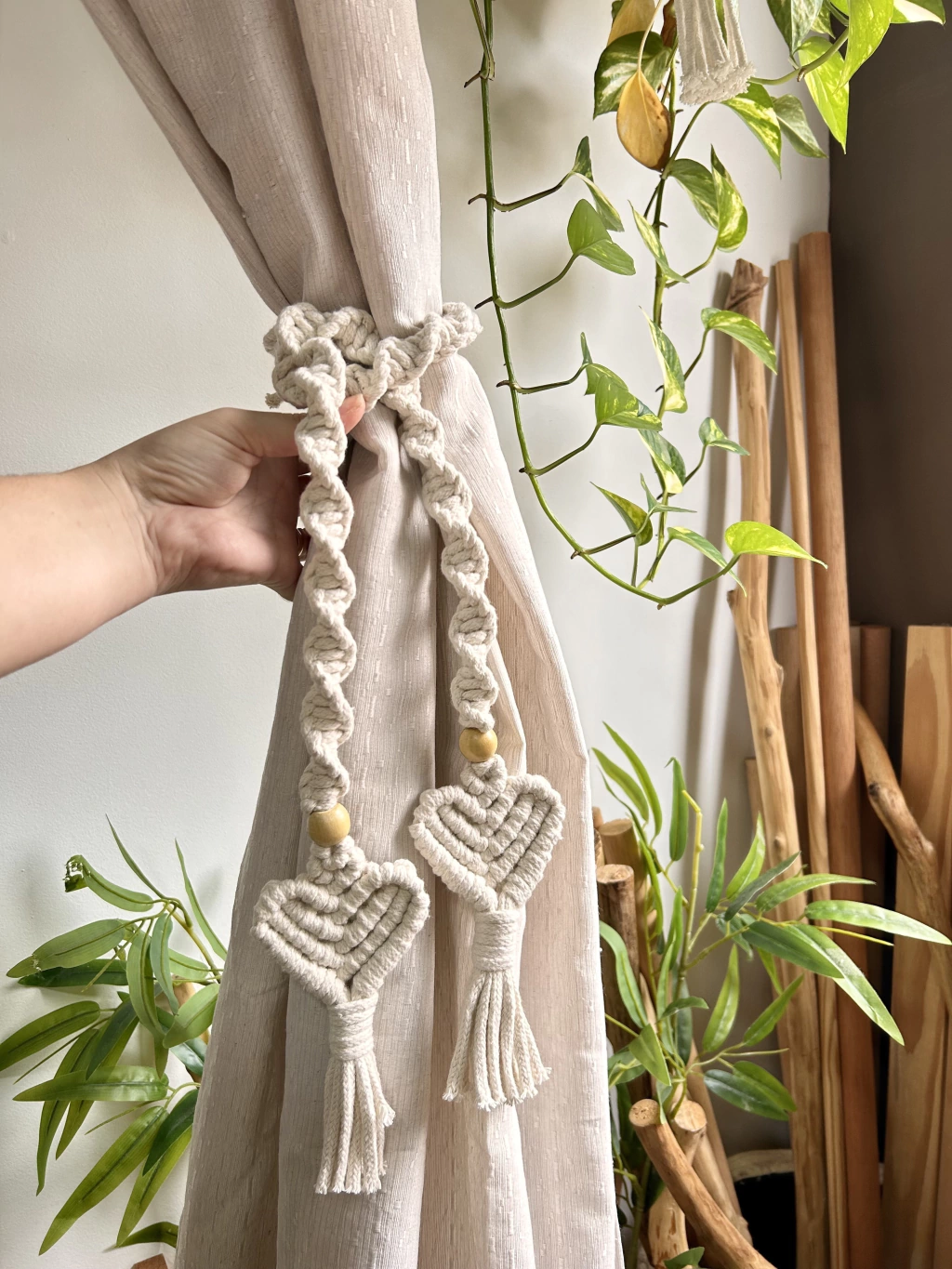 Materiais e Durabilidade: O Que Saber Antes de Comprar Sua Abraçadeira de Luxo