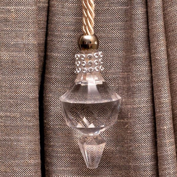 Materiais e Durabilidade: O Que Saber Antes de Comprar Sua Abraçadeira de Luxo