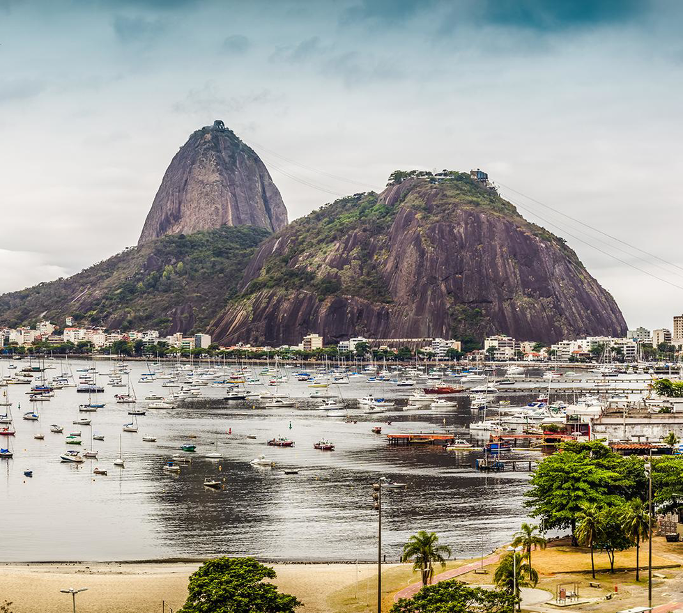 O Canal Principal da Baía de Guanabara: Um Corredor de 30 Metros de Profundidade