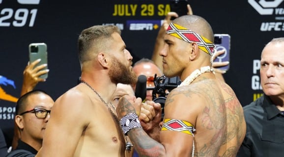 que horas vai ser a luta do poatan