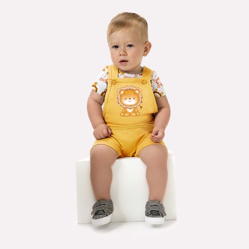 Guia completo de tecidos para roupas de bebê