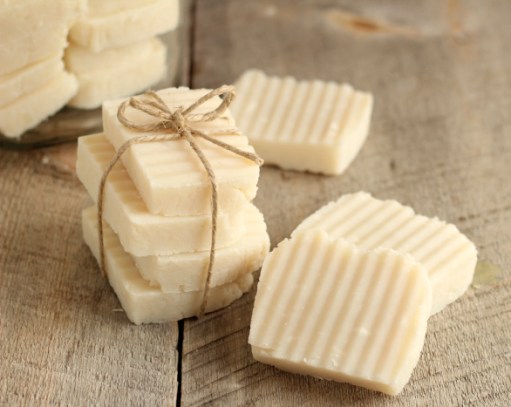 Benefícios dos Sabonetes Artesanais com Óleos Vegetais para a Pele