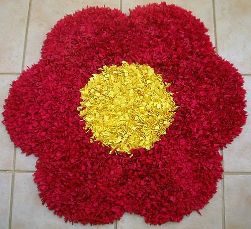 Sustentabilidade e Estilo: A Versatilidade dos Tapetes de Retalho na Decoração