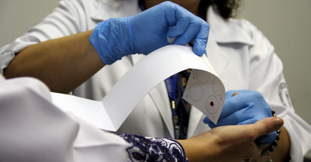 Dicas para agendar seu teste de DNA gratuito em diferentes estados