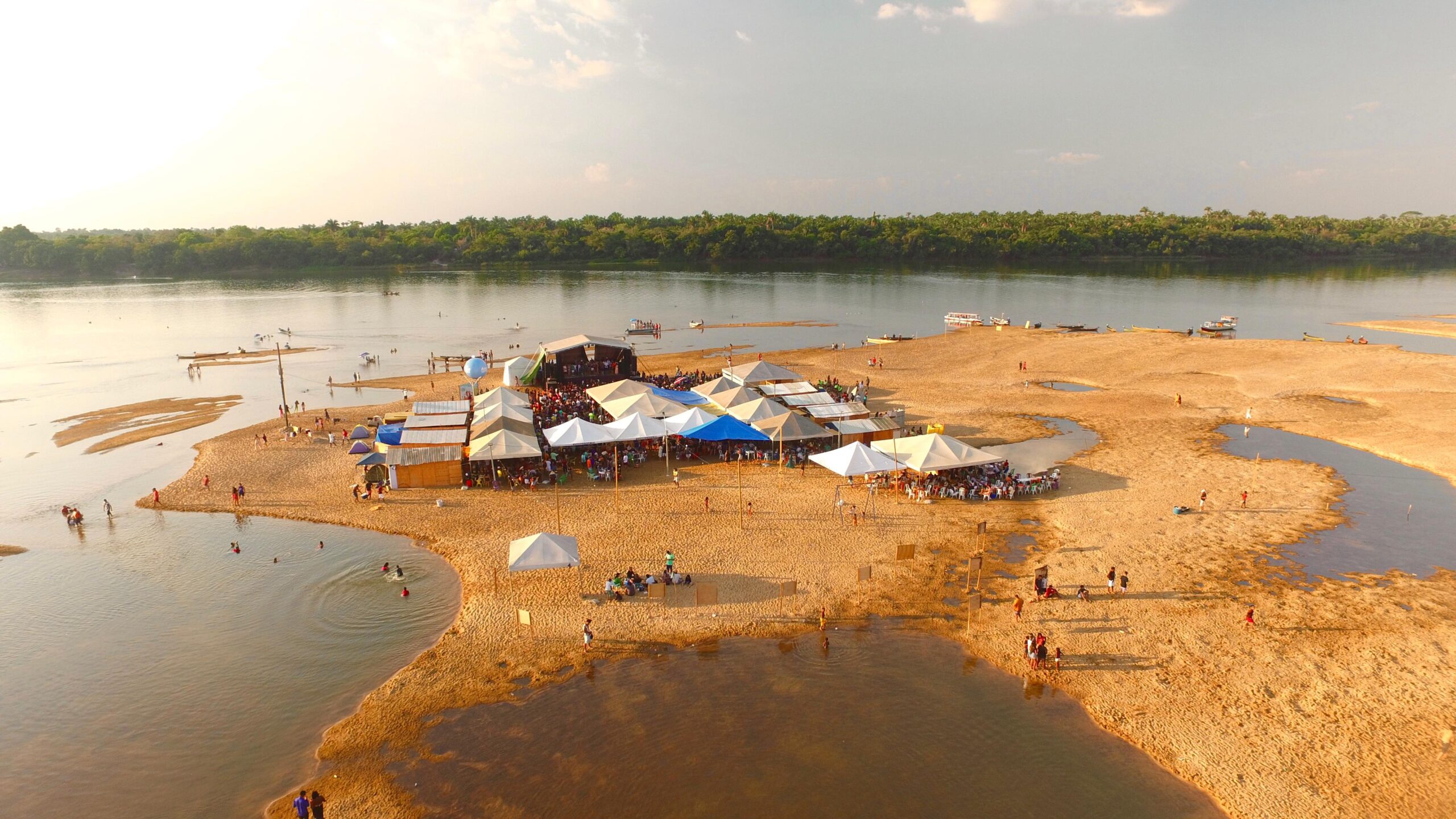 Artesanato de Capim Dourado: A Tradição Indígena de Tocantínia