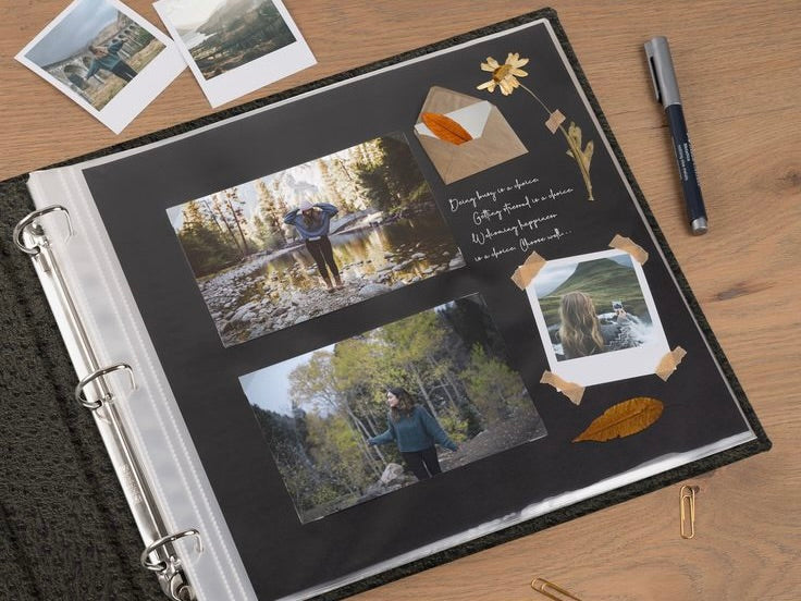 um álbum de fotografia