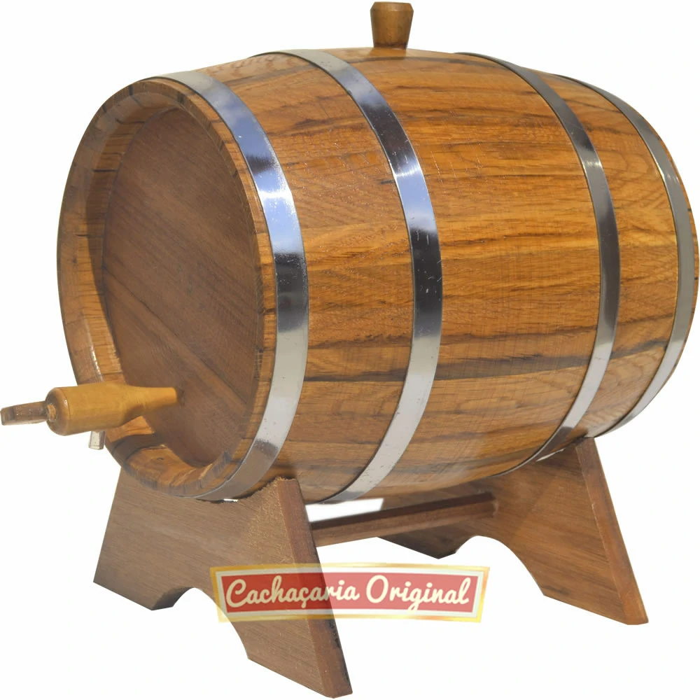 Guia Completo: Como Escolher a Madeira Ideal para Envelhecer sua Cachaça