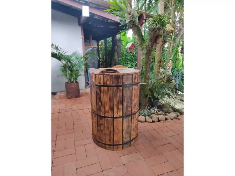 Barril de Carvalho vs. Amburana: Qual o Melhor para o seu Destilado?