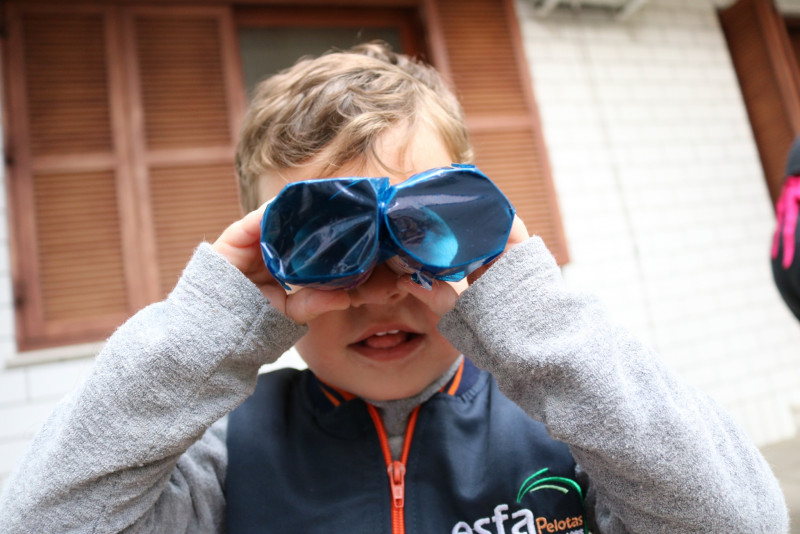 10 Ideias Criativas para Decorar seu Binóculo de Papel Higiênico