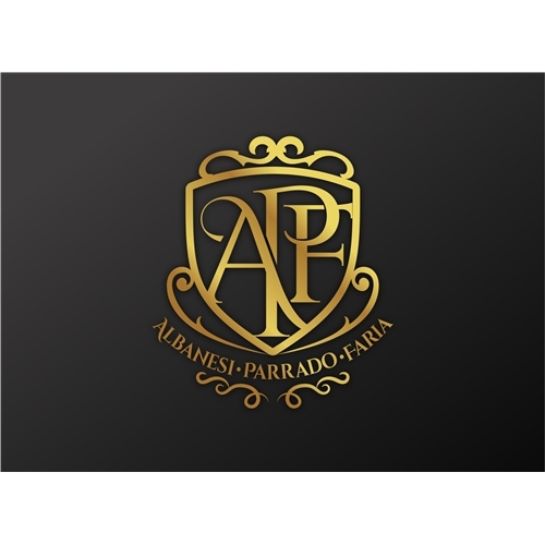 canva ou coamaker qual o melhor para brasão de família