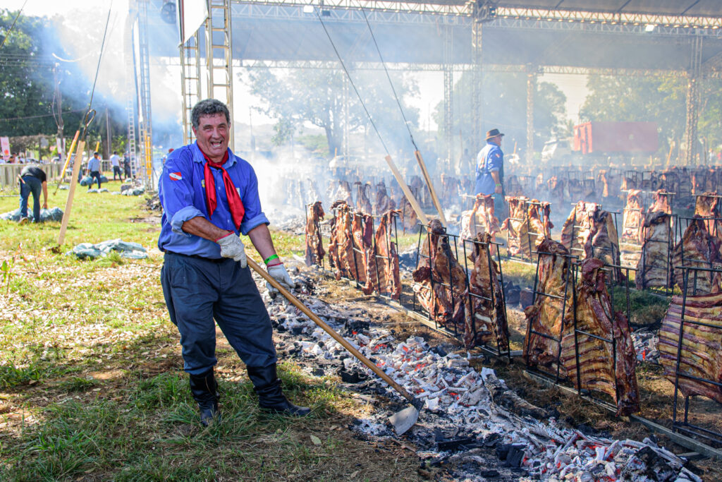 Guia Completo de Bebidas para Churrasco: O Que Servir e Quanto Comprar