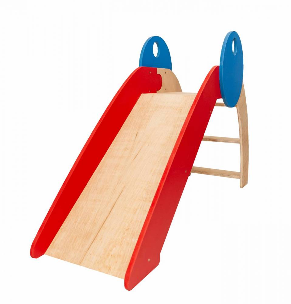 Segurança em Escorregadores de Madeira: O Que Diz a Norma ABNT 16.071