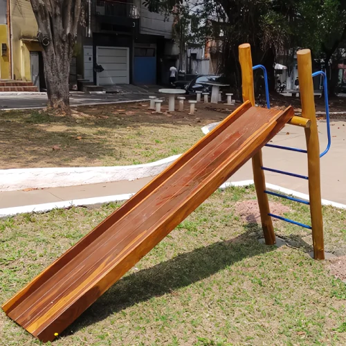 Guia Completo: Como Escolher o Escorregador de Madeira Ideal para Cada Idade