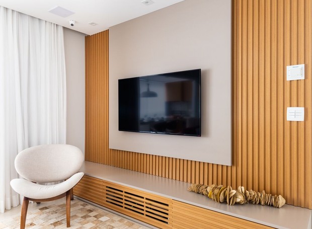 Como instalar um painel de TV na parede: passo a passo