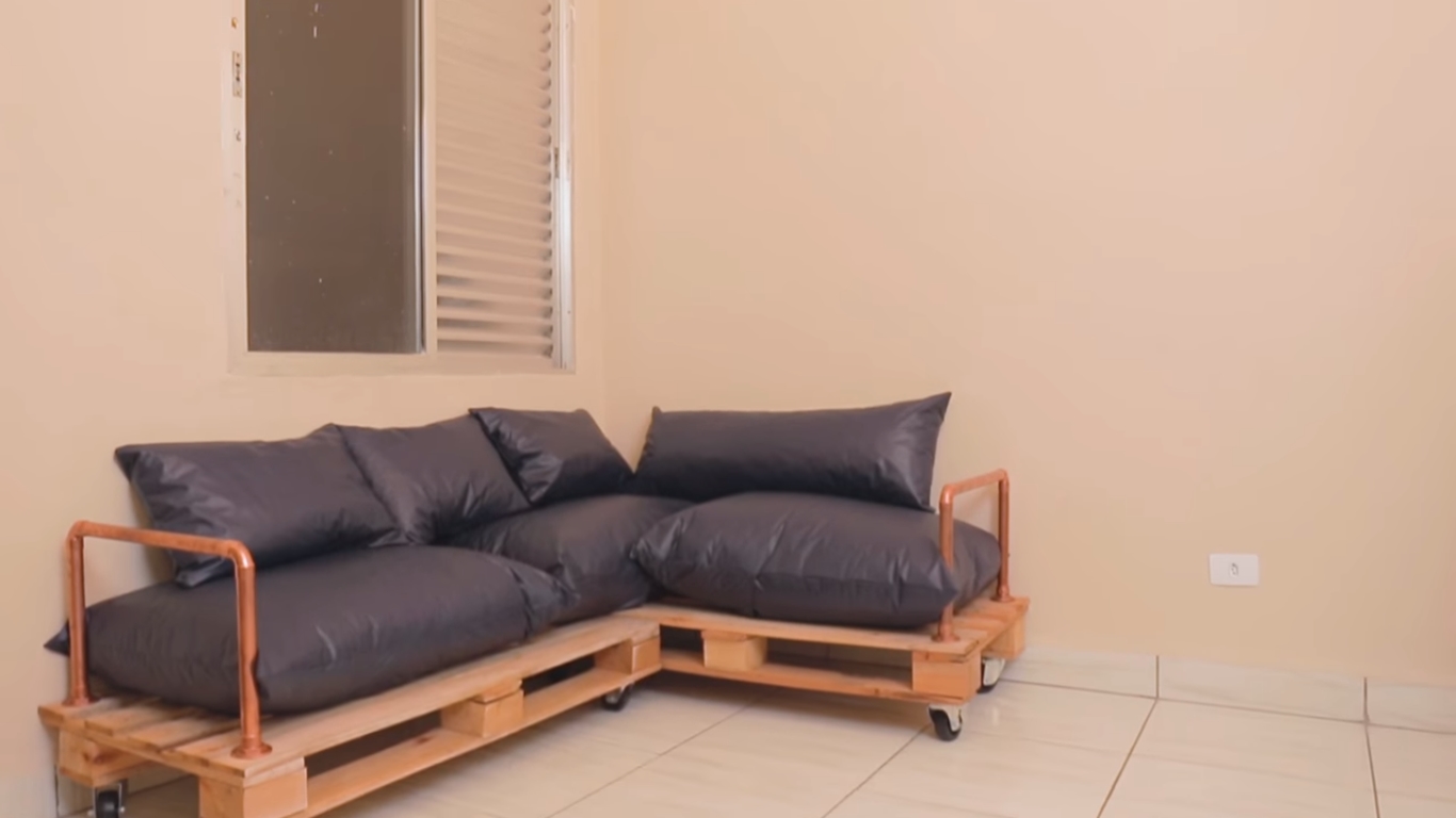 Como Escolher o Melhor Verniz para Móveis de Pallet