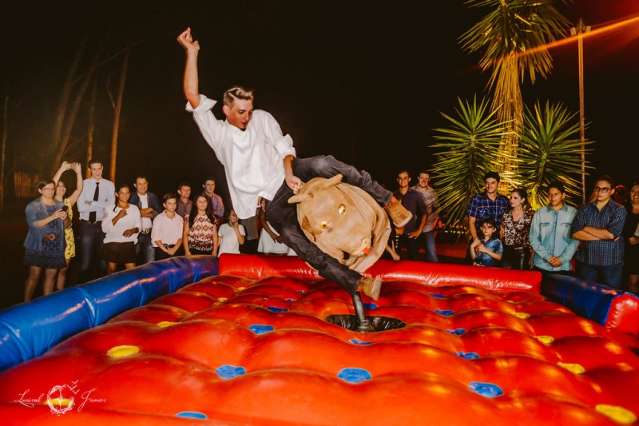 Comparativo: Boi latão vs. Touro mecânico profissional