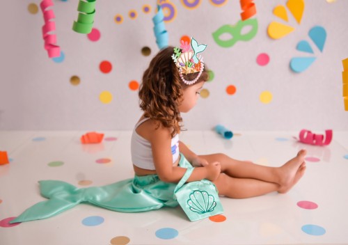 uma calda de sereia infantil