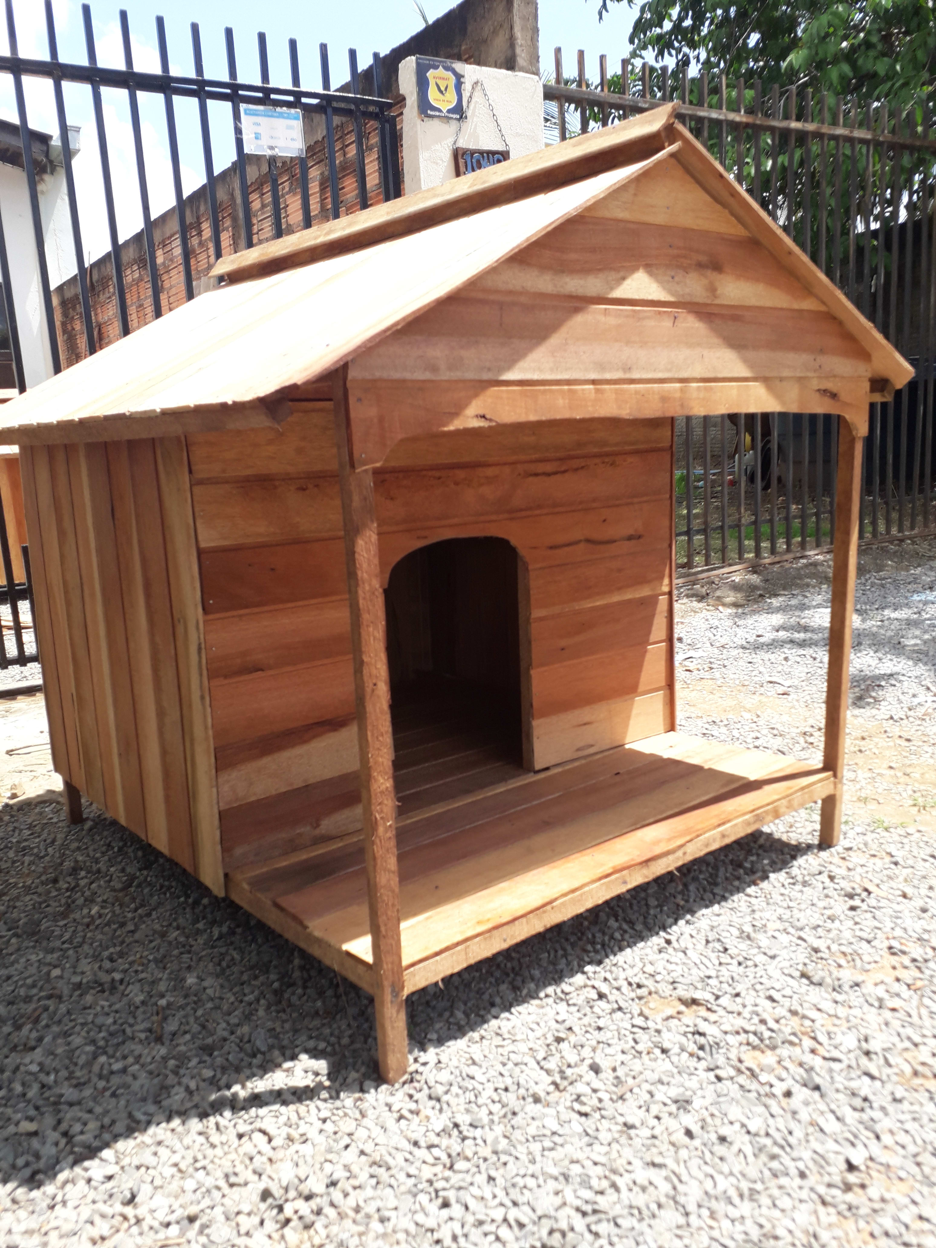 Top 5 Casinhas Impermeáveis para Cães Gigantes em Áreas Externas