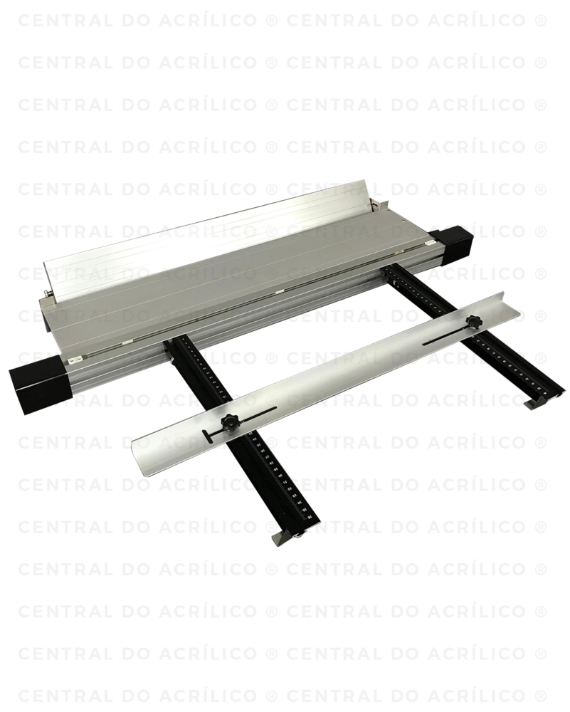 uma dobradeira de acrilico