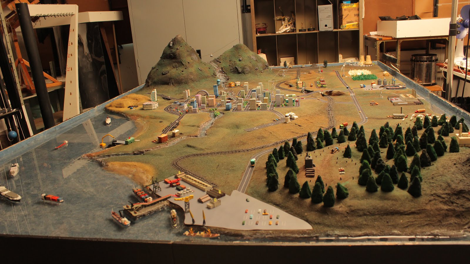 como fazer circuito elétrico maquete cidade com LEDs