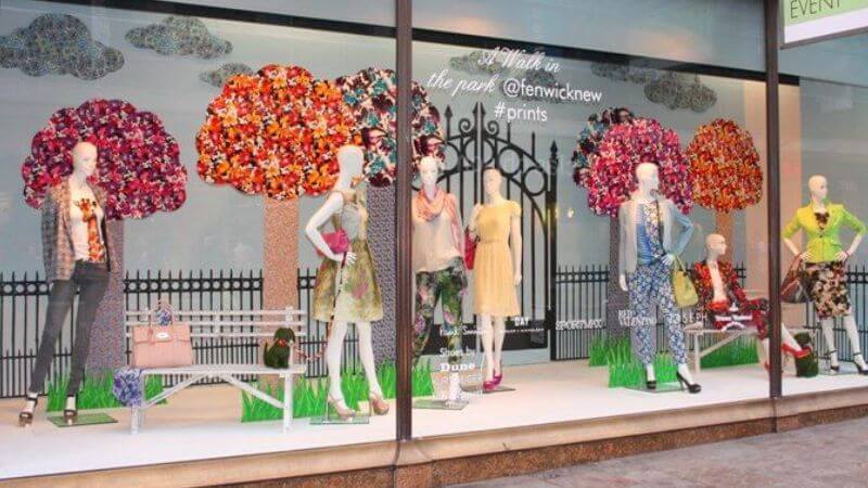 5 ideias de títulos:
1. Guia Completo: Como Escolher a Vitrine de Vidro Ideal para Seu Negócio
2. Vitrines de Vidro Modulado vs. Balcões Expositores: Qual a Melhor Opção?
3. Segurança em Vitrines: A Importância do Vidro Temperado e Outras Medidas
4. Vitrines Especiais: Refrigeradas